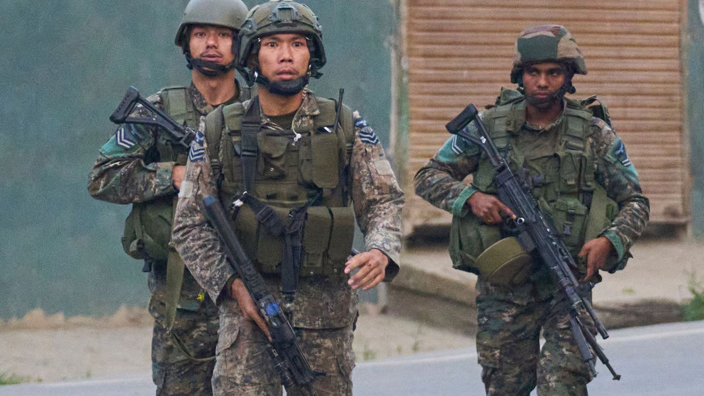 Kashmir conflict: Pakistan’s prime minister announces reaction-concern about escalation