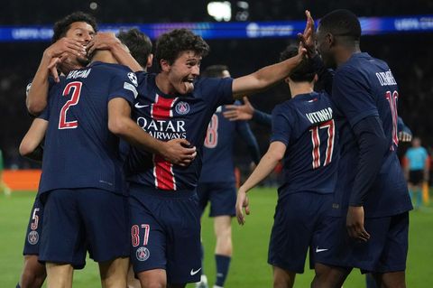 PSG-Spieler feiern den Einzug ins Champions League-Finale