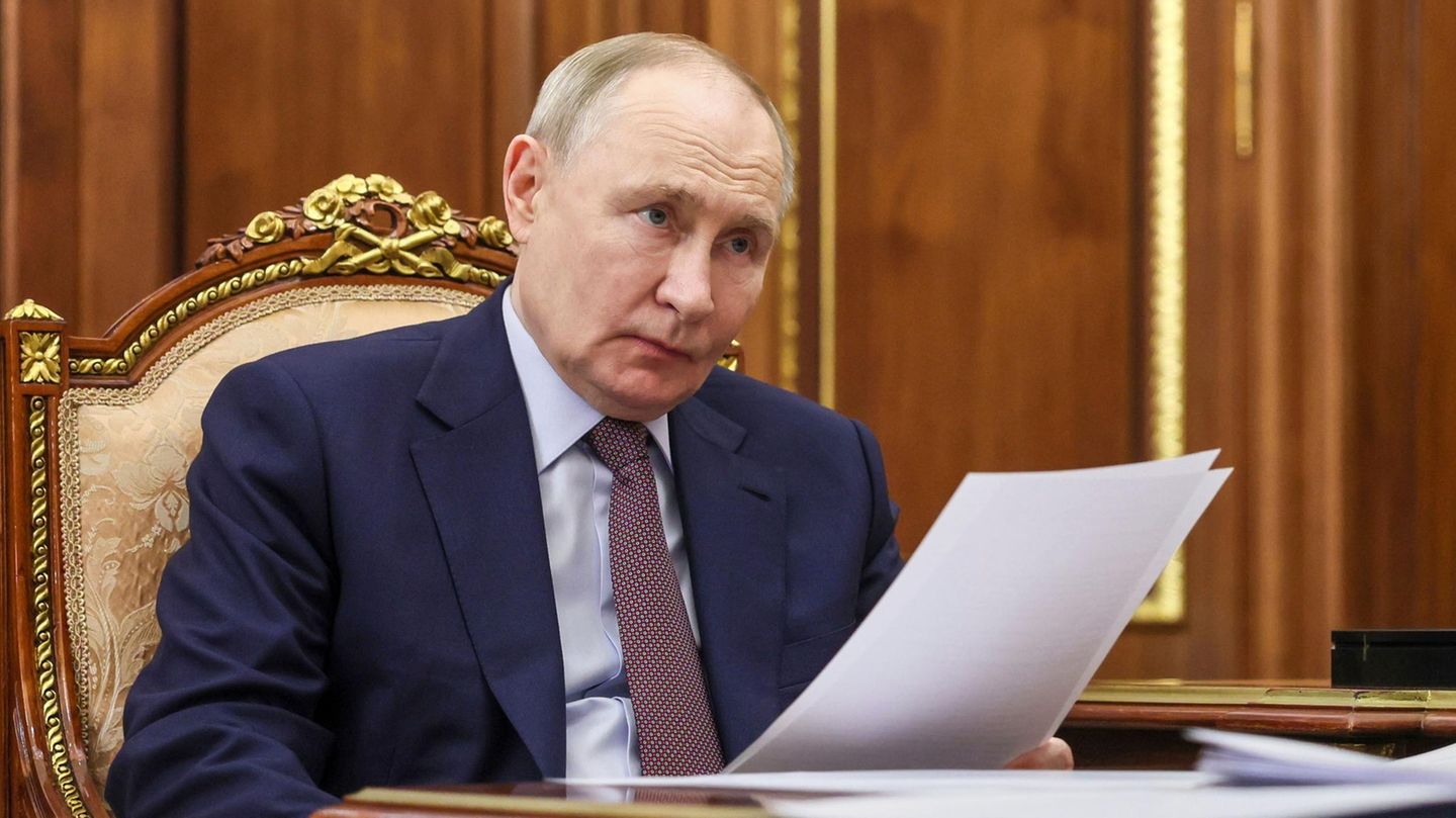 Russia apparently does not adhere to fire break in Ukraine