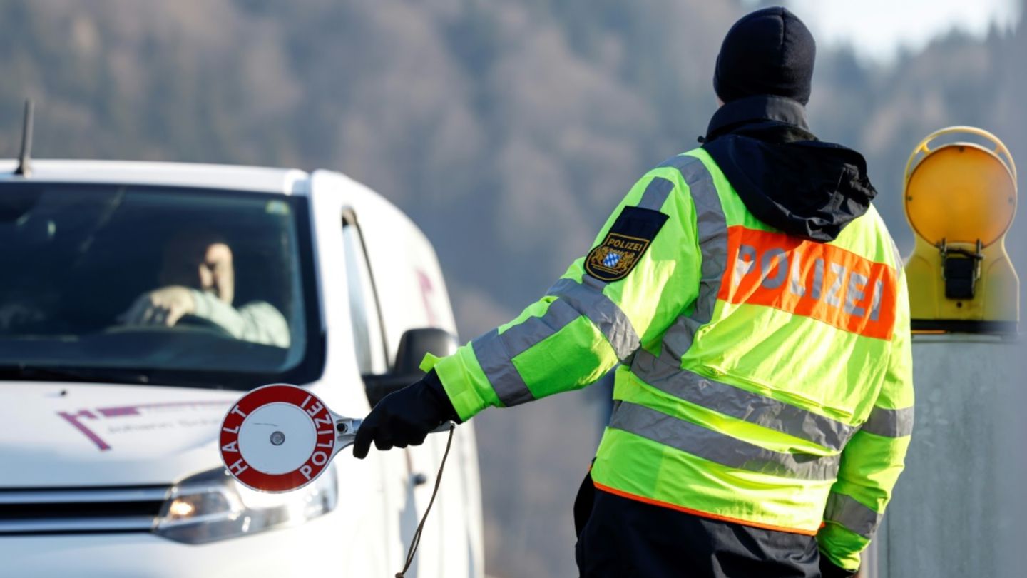 Kontrolle an der Grenze zu Österreich