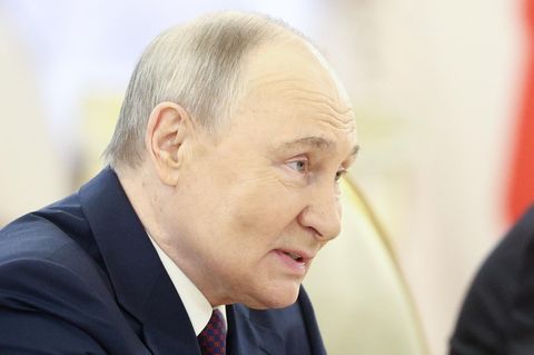 Russlands Präsident Wladimir Putin verkündet Waffenruhe in der Ukraine