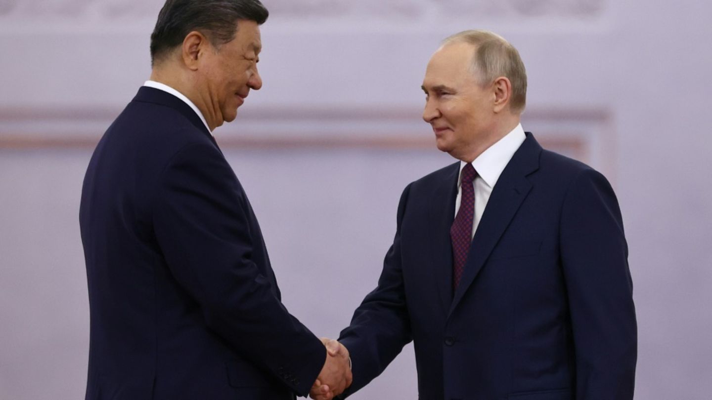 Xi Jinping (links) und Wladimir Putin in Moskau