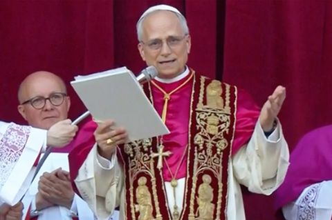 Die erste Anprache von Papst Leo im Video