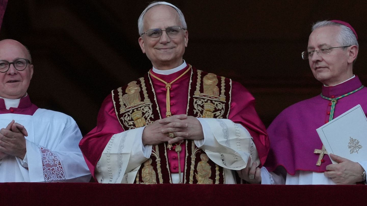 Catholic Church: reactions to the new Pope
