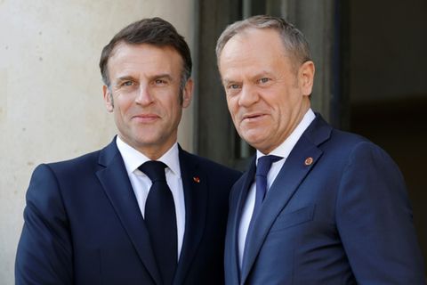 Macron und Tusk im März in Paris