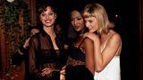 Christy Turlington, Naomi Campbell und Linda Evangelista am Set von Robert Altmans Film "Prêt-à-Porter"