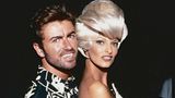 Der Sänger George Michael und Linda Evangelista mit aufgetürmten platinblonden Haaren