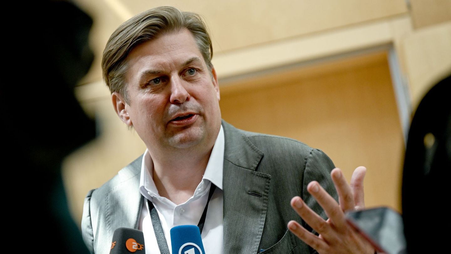 Maximilian Krah: Investigations against AfD politicians from Saxony
