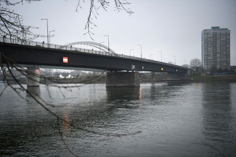 Brücke zwischen Frankreich und Deutschland in Straßburg
