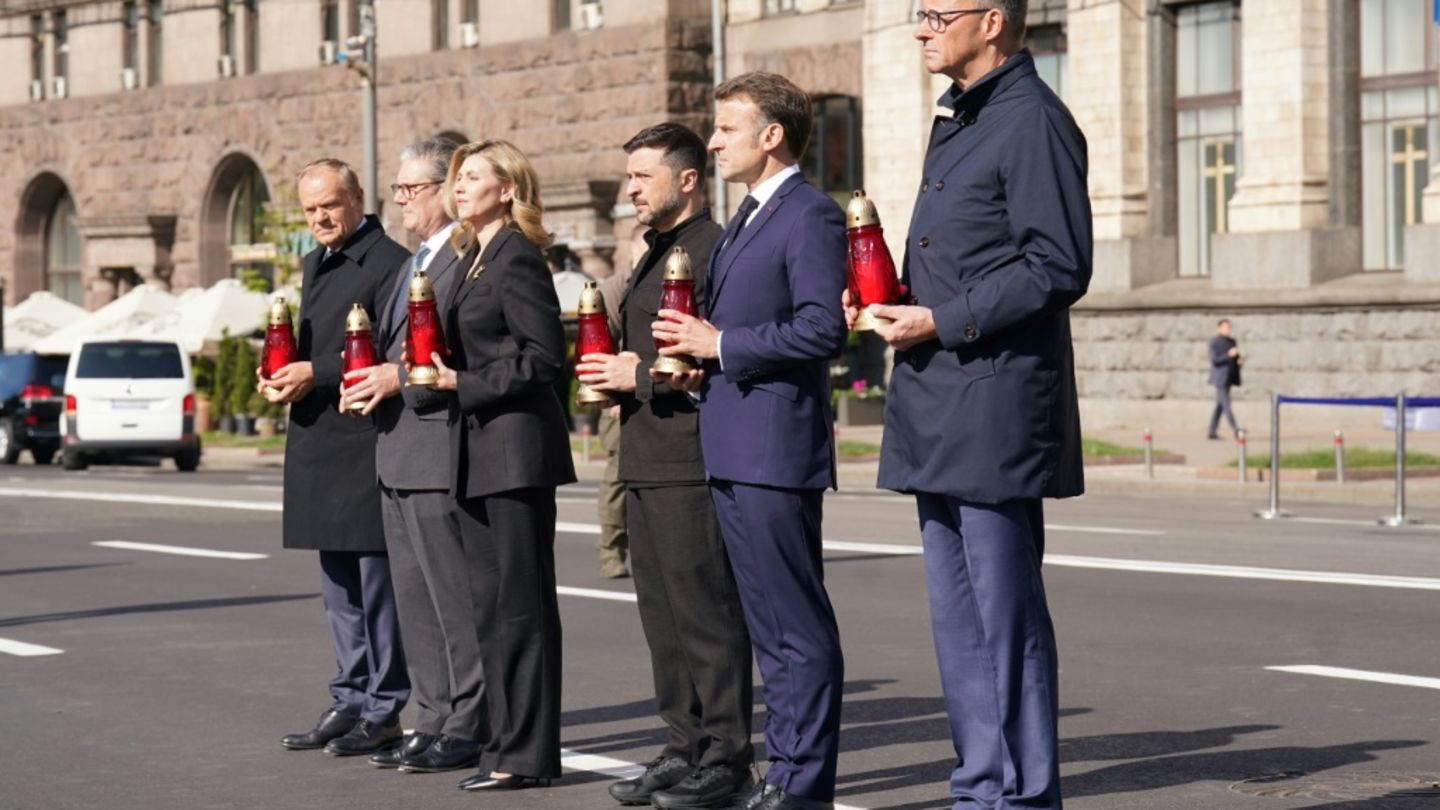 Tusk, Starmer, Olena und Wolodymyr Selenskyj, Macron und Merz