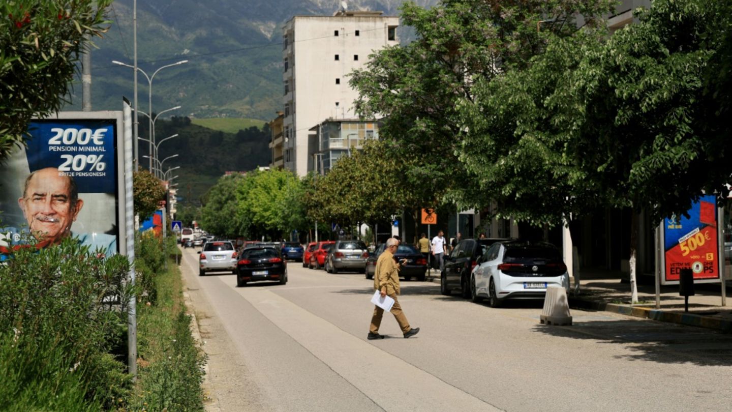 Wahlwerbung in Albanien