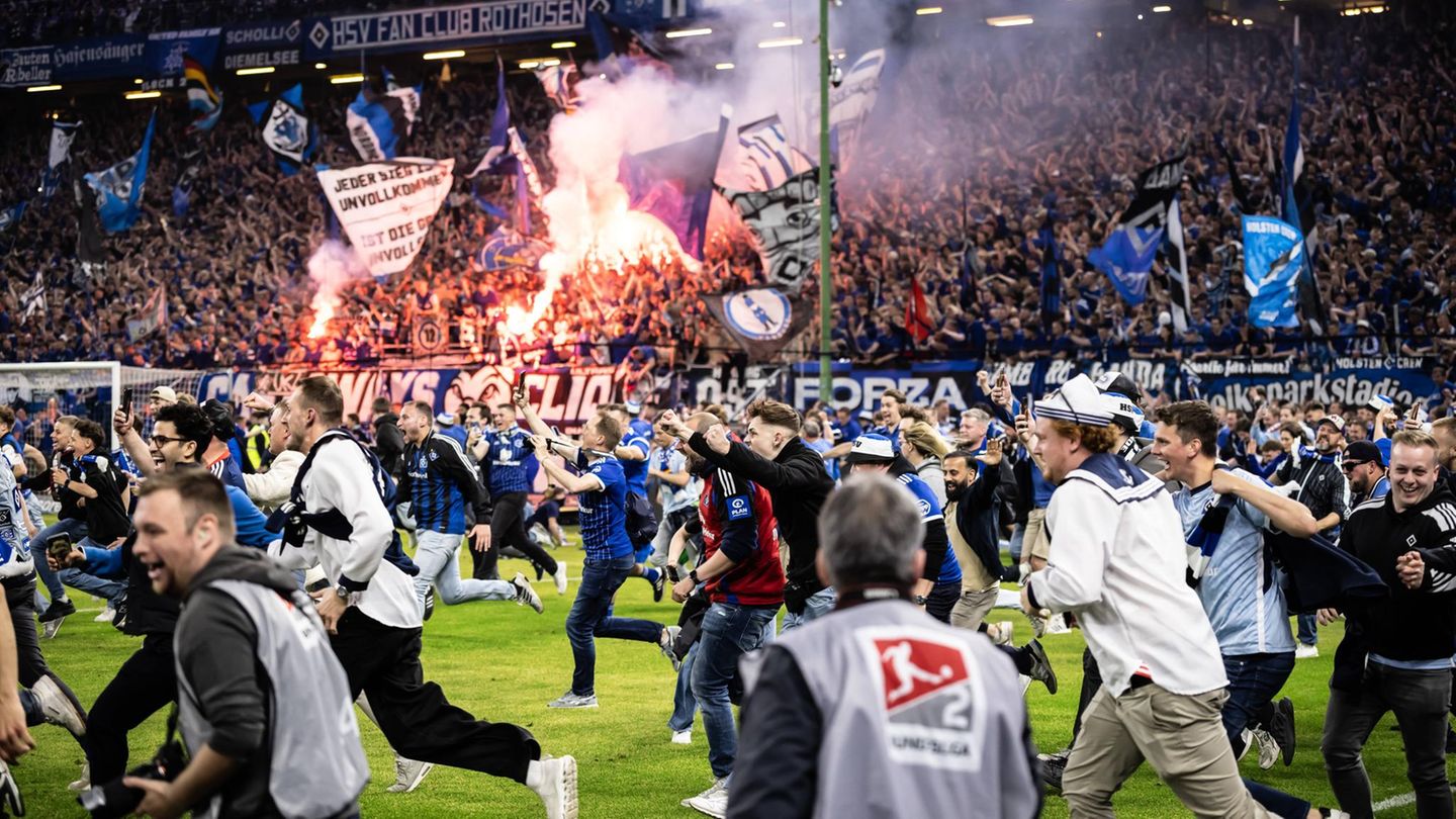 HSV: Several fans seriously injured at promotion ceremony