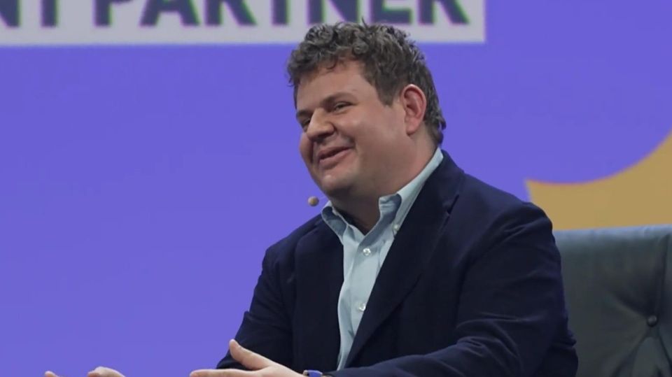 Dieser Deutsche steckt hinter dem Erfolg von ChatGPT Dieser Deutsche steckt hinter dem Erfolg von ChatGPT