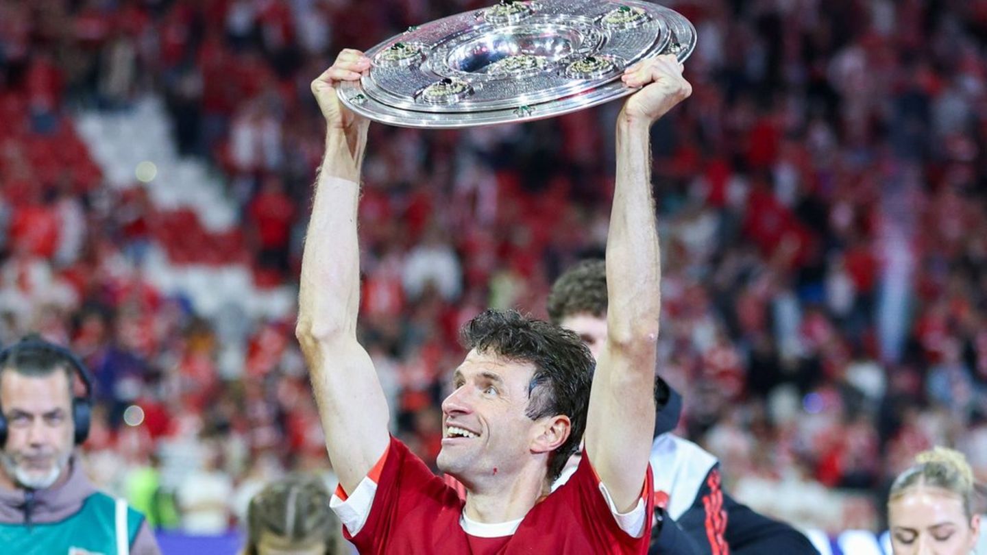 Emotional farewell to Thomas Müller: Reactions of Schweinsteiger and Neuer