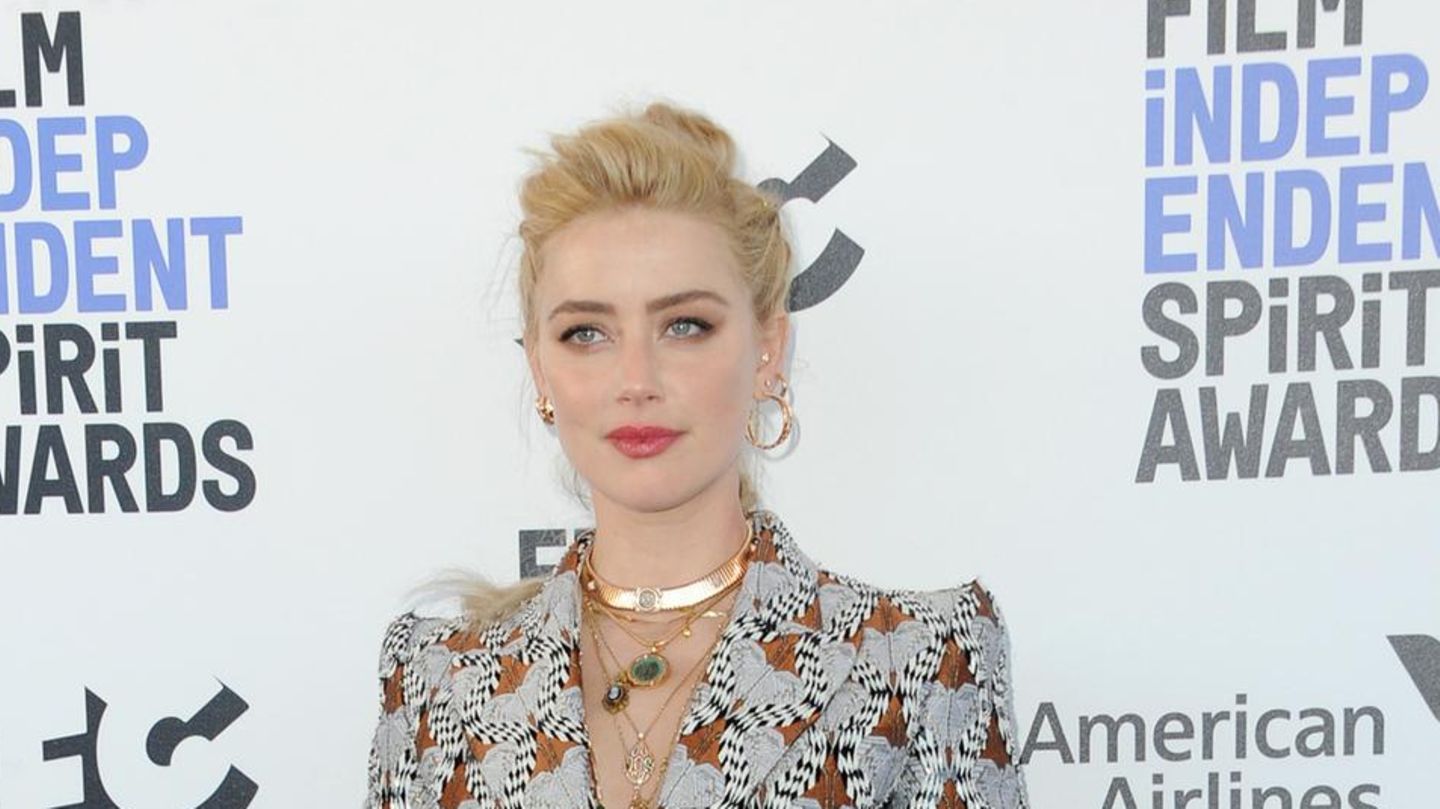 VIP News: Amber Heard becomes the mother of twins