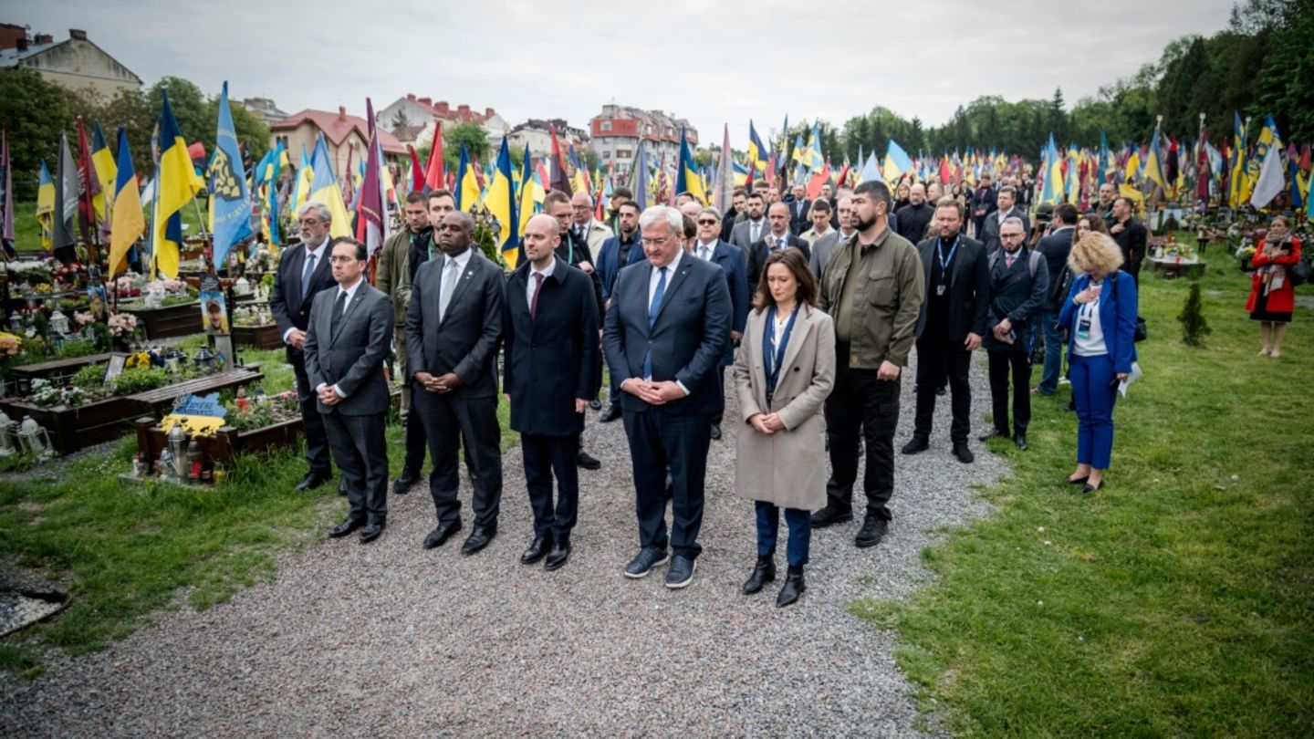 EU-Außenminister am Freitag in Lwiw