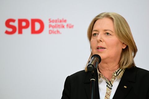 Bas am Montag in Berlin