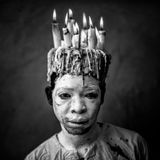 Realitäten offenlegen, die Würde sozial isolierter Gruppen wiederherstellen und deren Identität der Welt zugänglich machen, das ist es, was Macilau mit seinen Werken erreicht