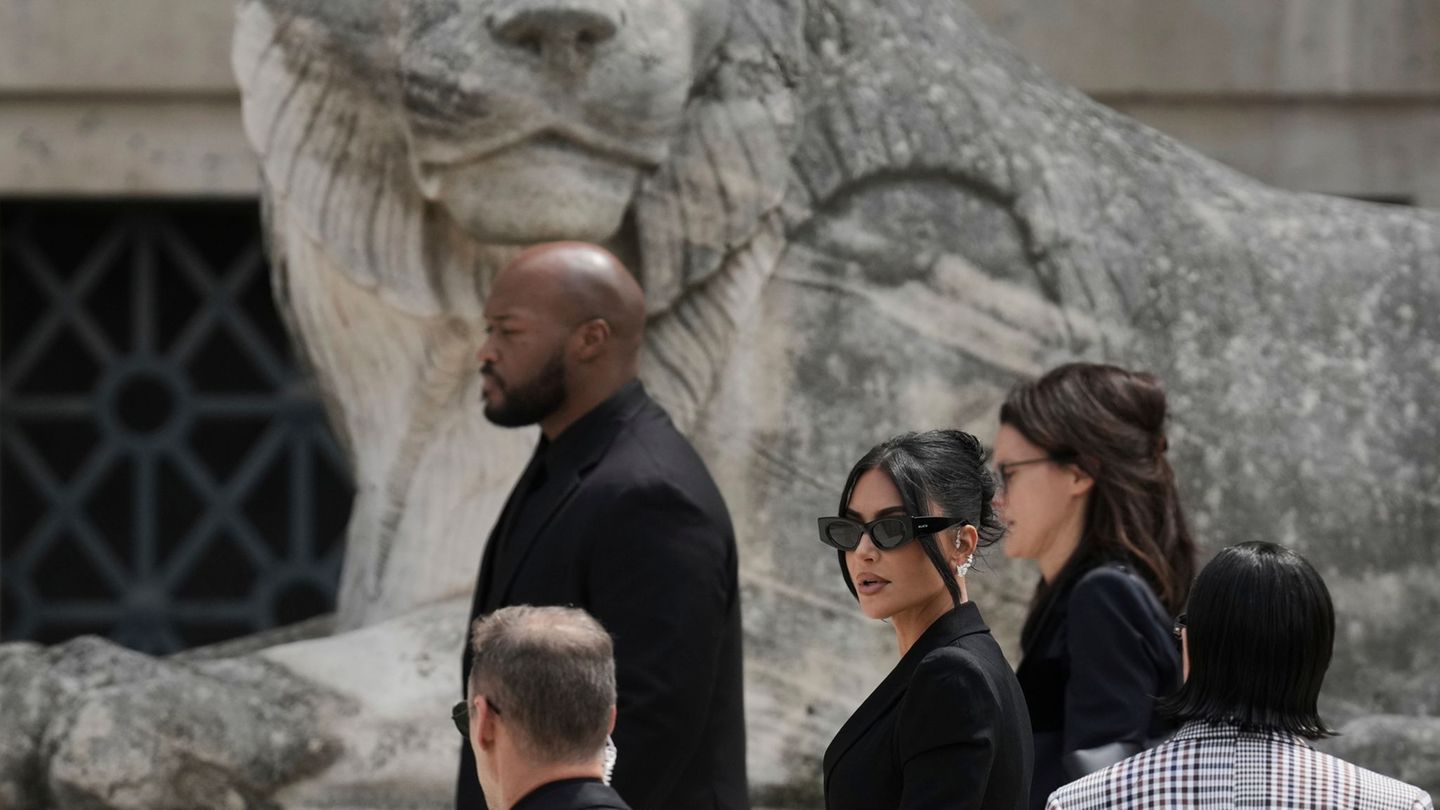 Process for Raub 2016: Kim Kardashian to raid: “I thought I would die”