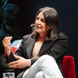 Was tun gegen den Rechtsruck? "Ich glaube, es ist wichtig, dass wir wütend bleiben", sagte Tekkal. Die demokratischen Parteien müssten sich verbünden, denn "der Feind ist rechts von uns". Es brauche mehr "Demokratie-Patriotismus"