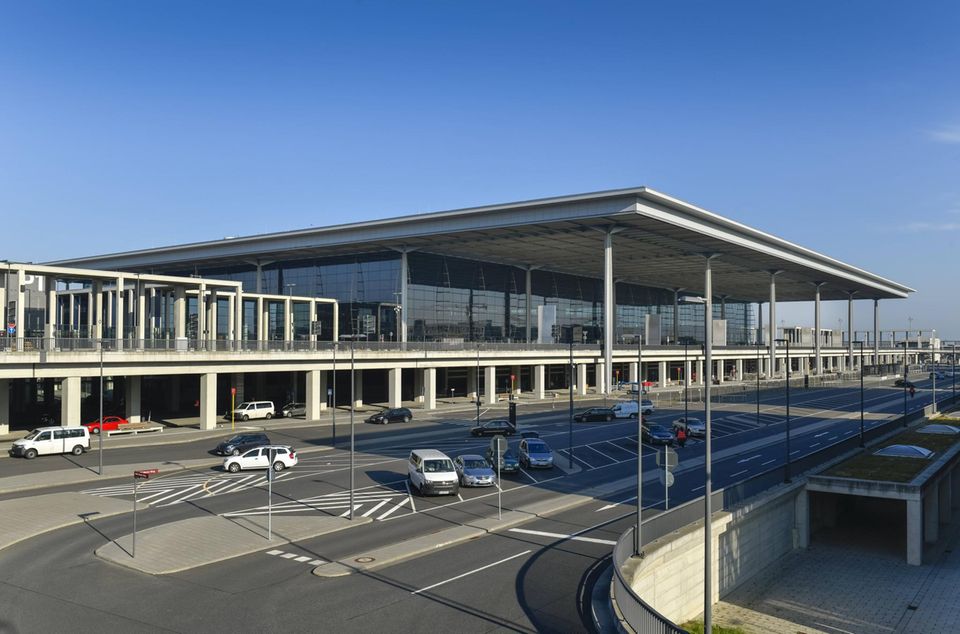 Park And Ride Berlin Flughafen www.stern.de