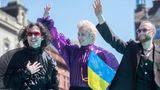 Die ukrainische Band Ziferblat winkt in die Menge