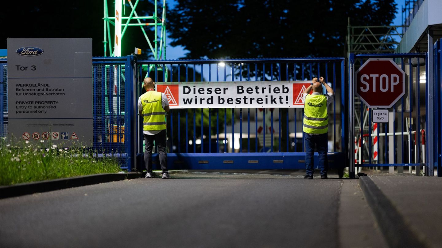 Car manufacturers under pressure: Union is for the first time on the Cologne Ford works