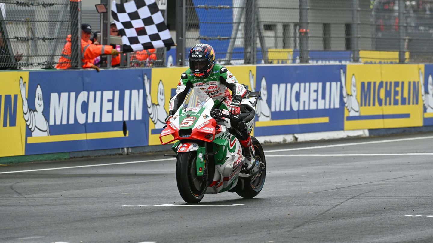 Motorcycle driver’s license quiz: Test your knowledge now