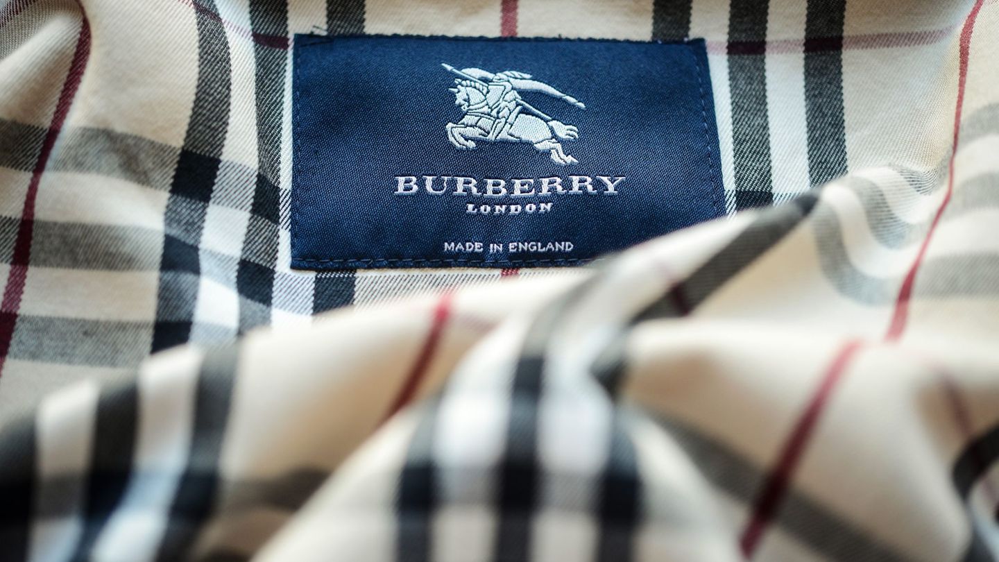 Fashion industry: Luxury brand Burberry could delete 1,700 jobs