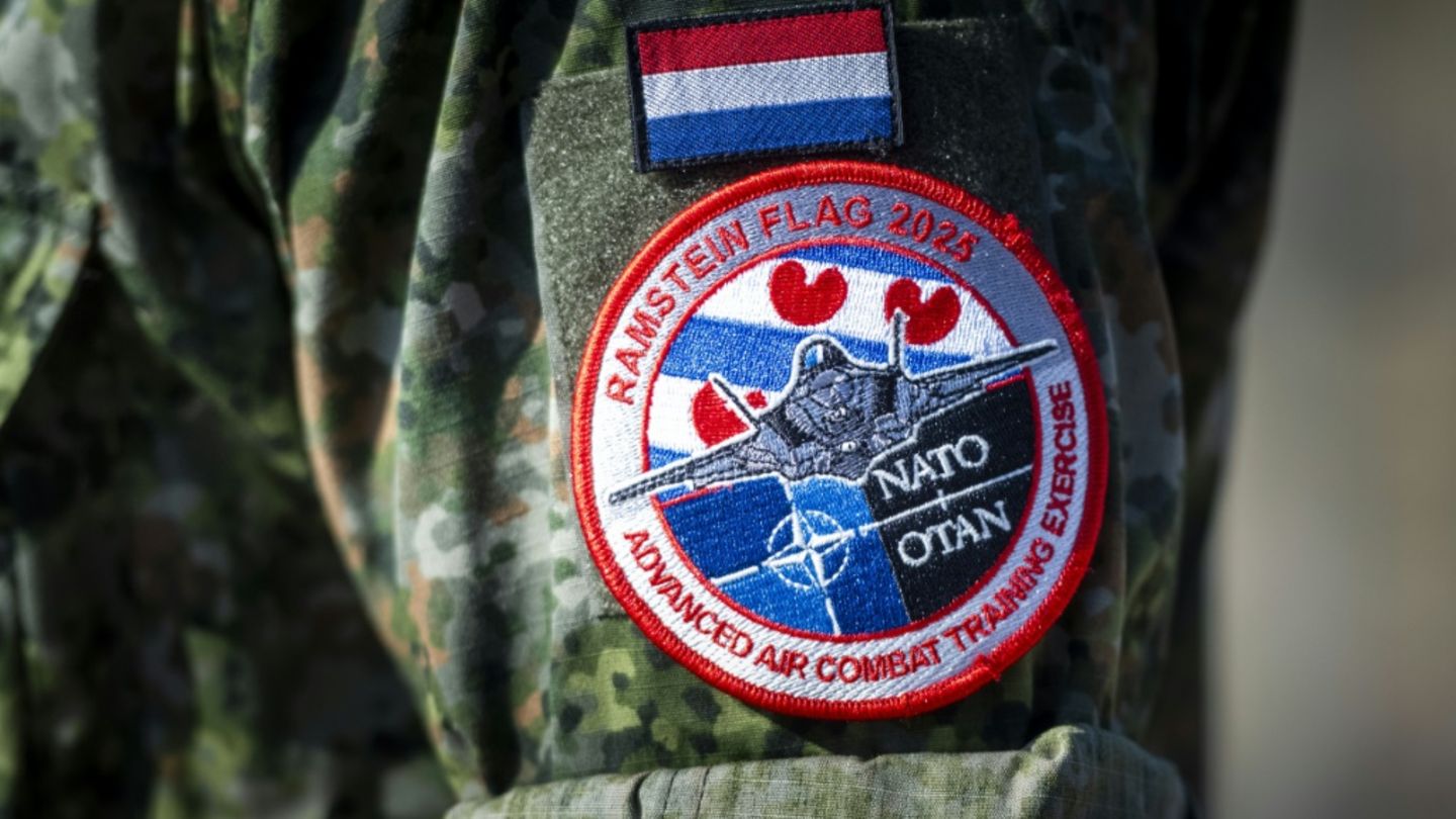 Die niederländische Armee hat ihre Alarmstufe erhöht