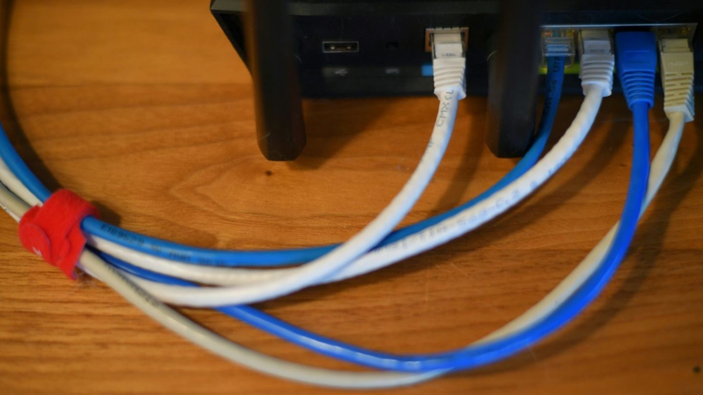 Kabel am Internet-Router