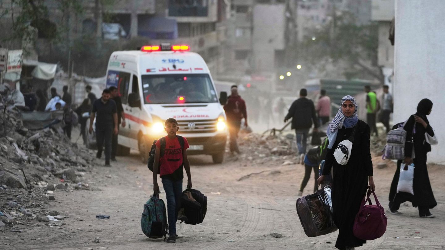 Gaza War: Report on dozens of deaths in attacks by Israel in Gaza