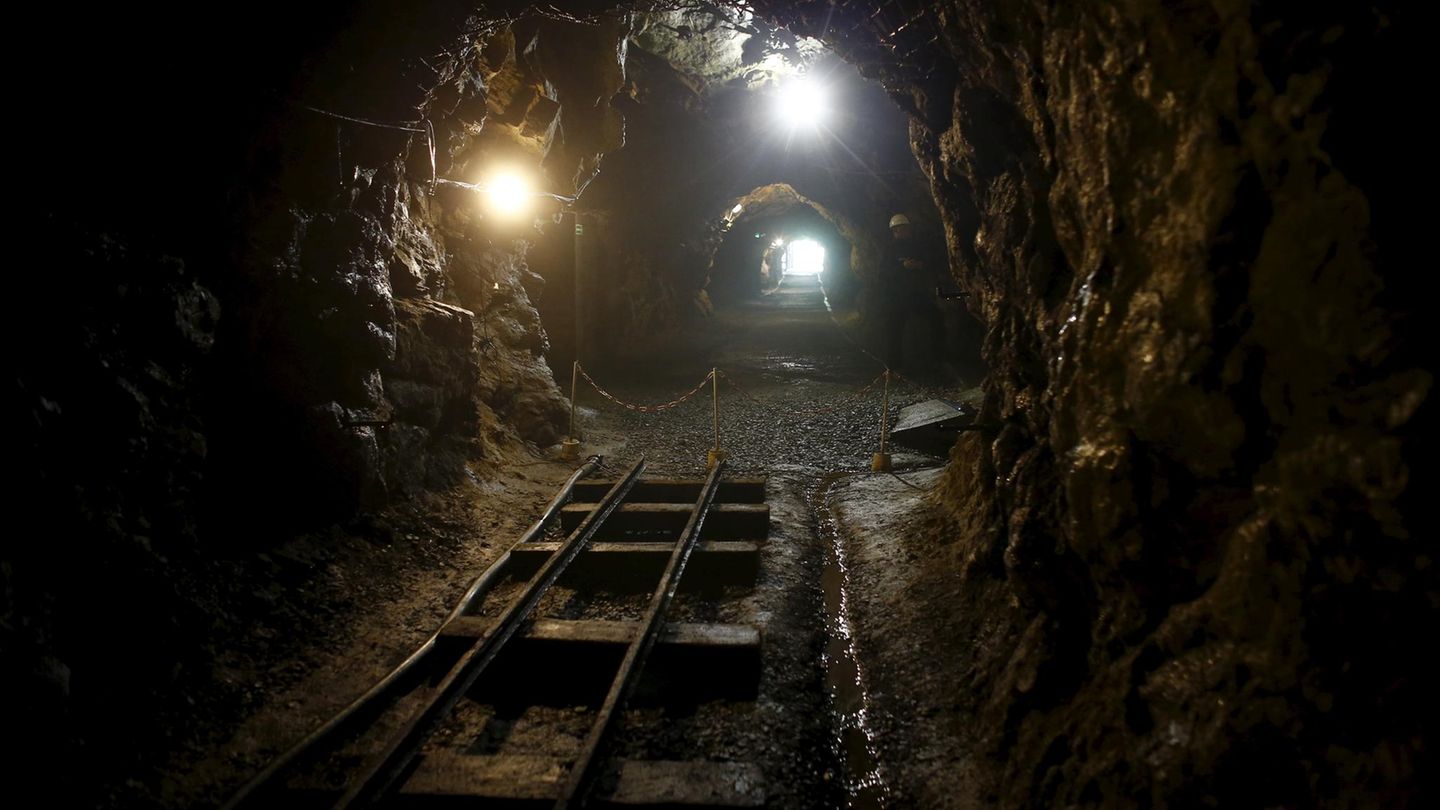 Tunnelanlage bei Walim, hier irgendwo soll Nazi-Gold zu finden sein