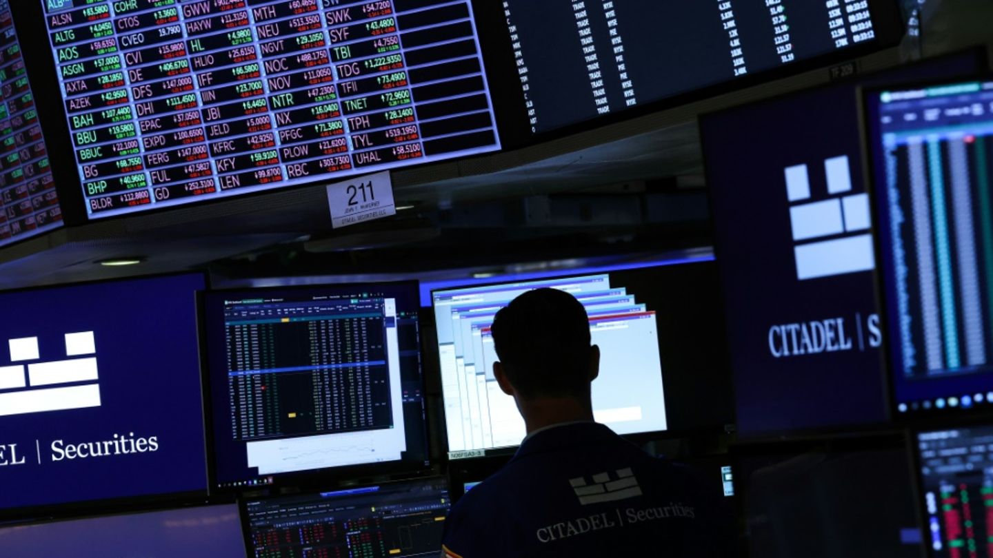 Ein Börsenhändler an der Wall Street
