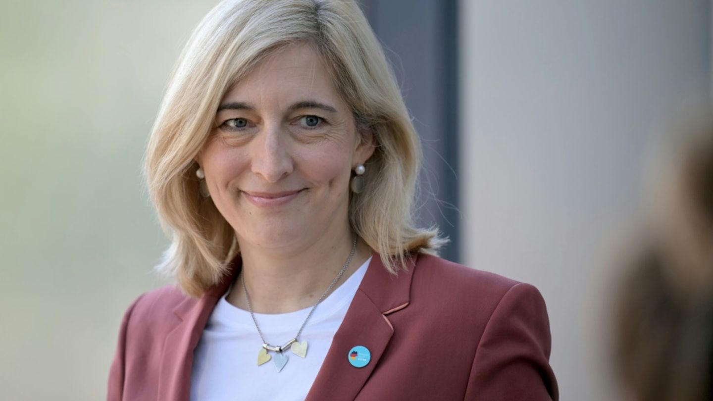 Ministerin Warken