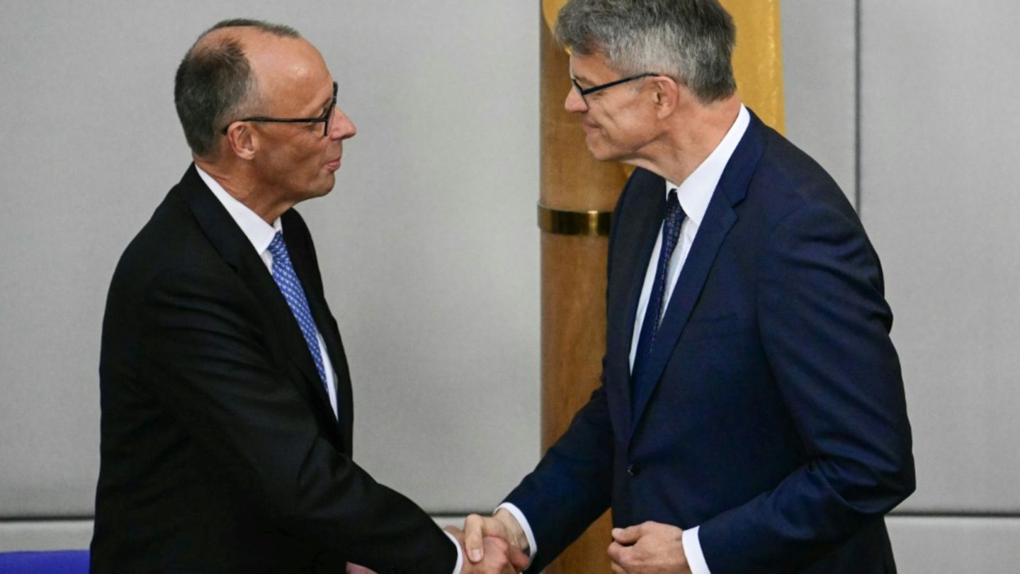 Kanzler Merz (l.) und Verkehrsminister Schnieder