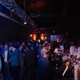 Hunderte Gäste feierten bis tief in die Nacht auf dem Gelände der Kulturfabrik Kampnagel in Hamburg