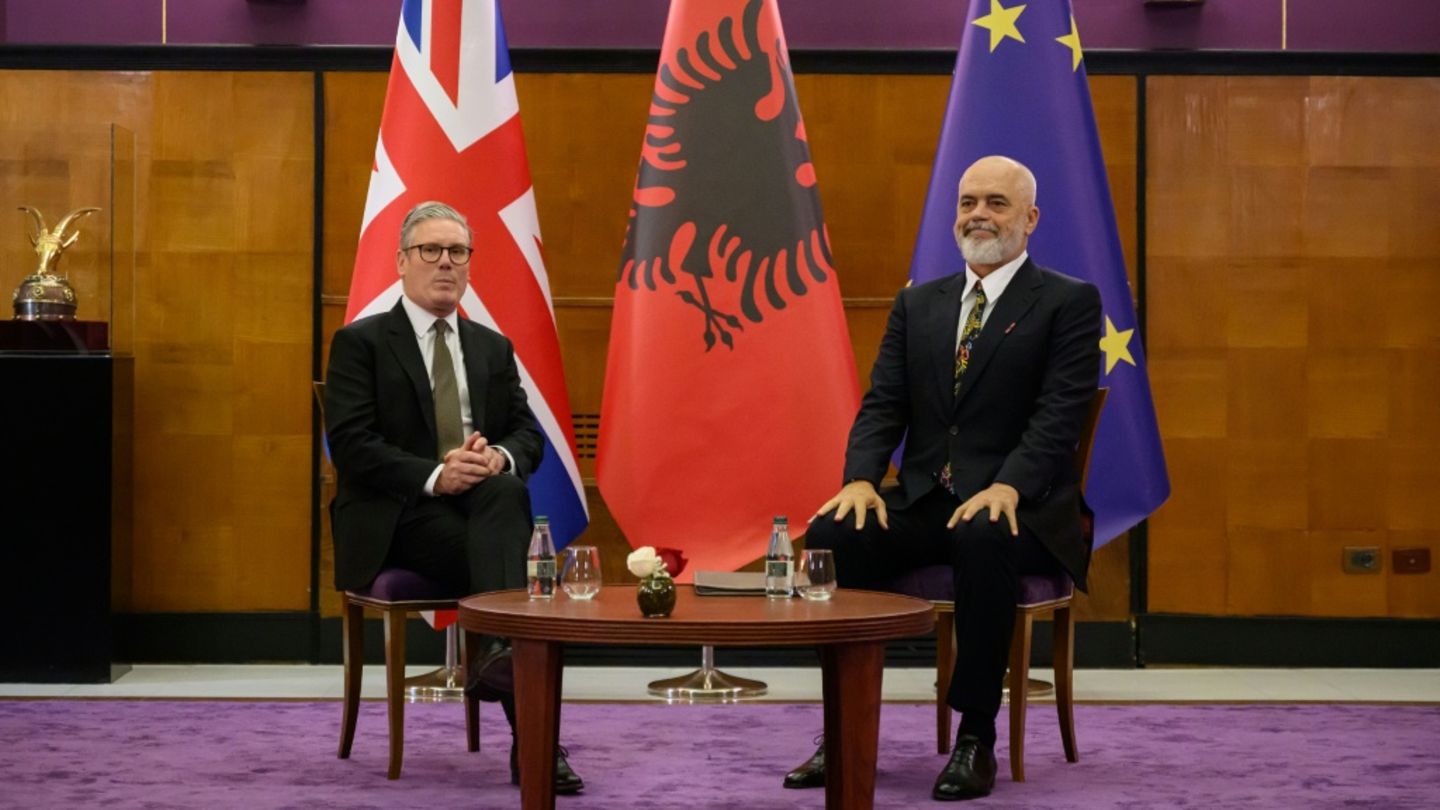 Großbritanniens Premierminister Keir Starmer (links) mit Albaniens Regierungschef Edi Rama