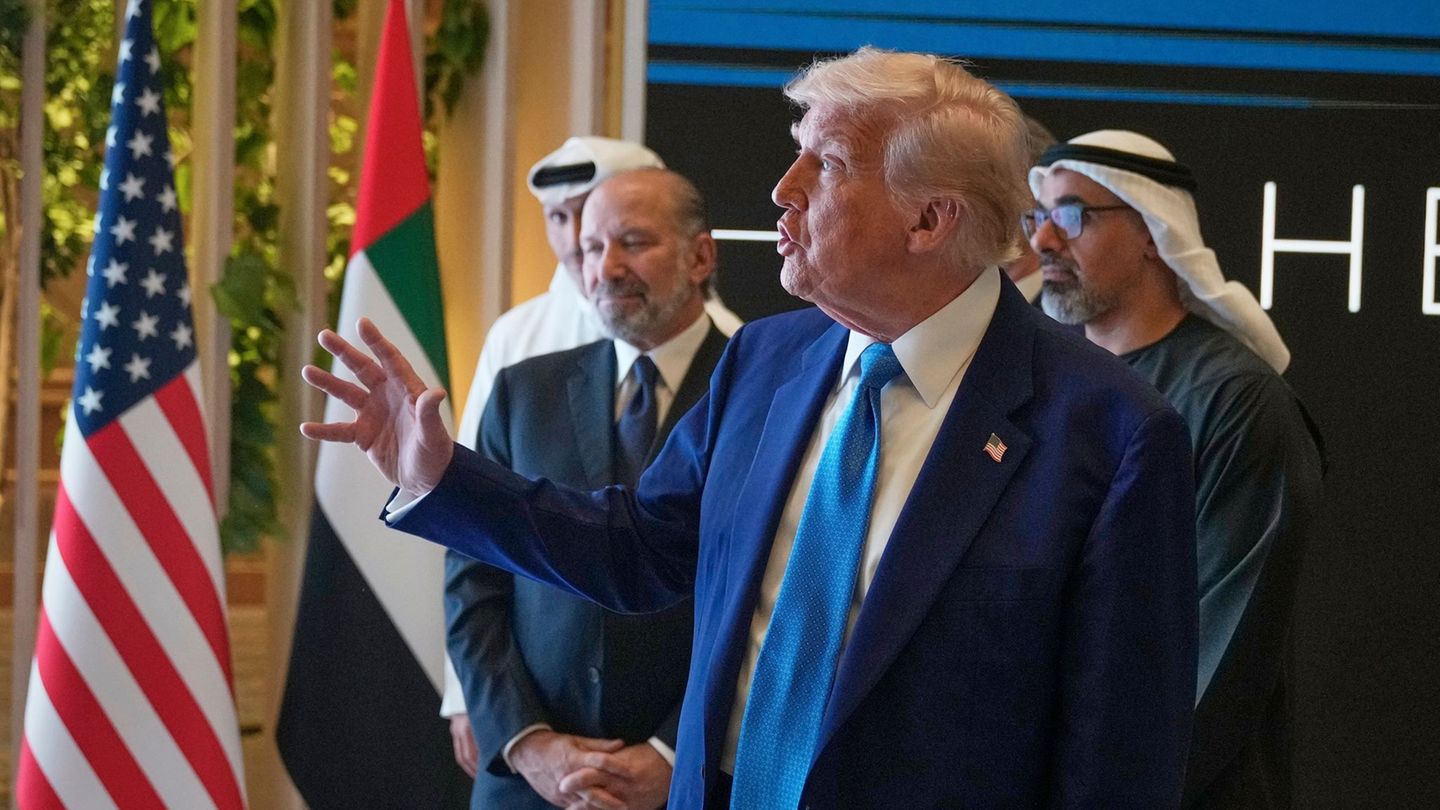 International: Trump reist nicht zu Ukraine-Treffen wegen Geburt von Enkel