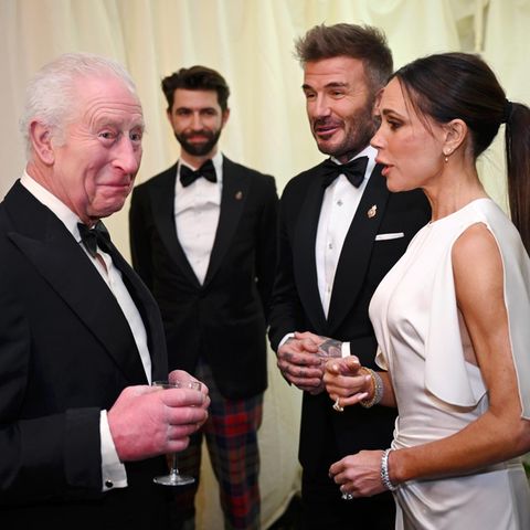 Na, ist eure amerikanische Schwiegertochter auch so schwierig? König Charles kürzlich im Gespräch mit Victoria und David Beckham