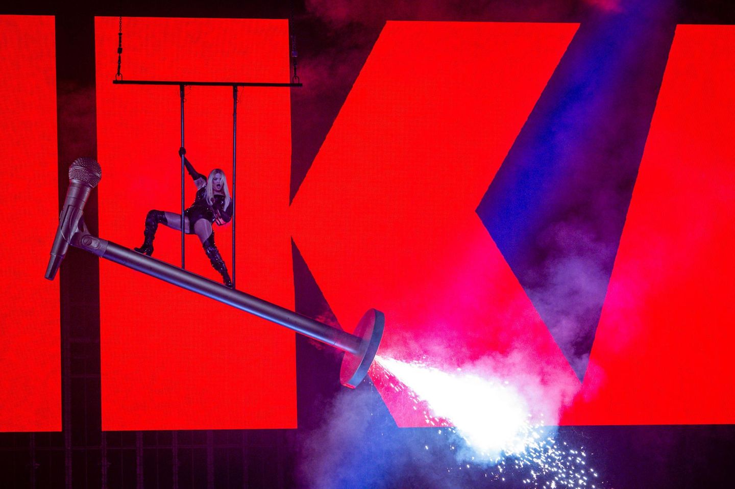 "Ich komme": Mit diesem deutschen Titel tritt Erika Vikman für Finnland im ESC-Finale an