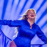 Dänemarks Beitrag strahlt mit der Sängerin Sissal