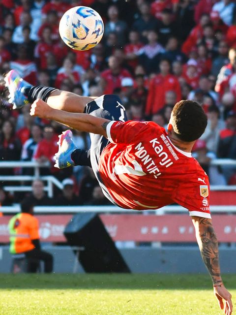 Wie Ibrahimović: Fußballer erzielt überragendes Fallrückziehertor