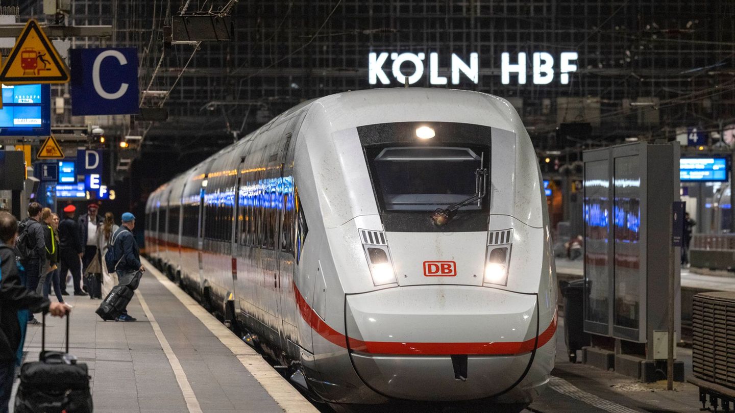 Unpunctual trains: More delays: Construction sites brake train in April