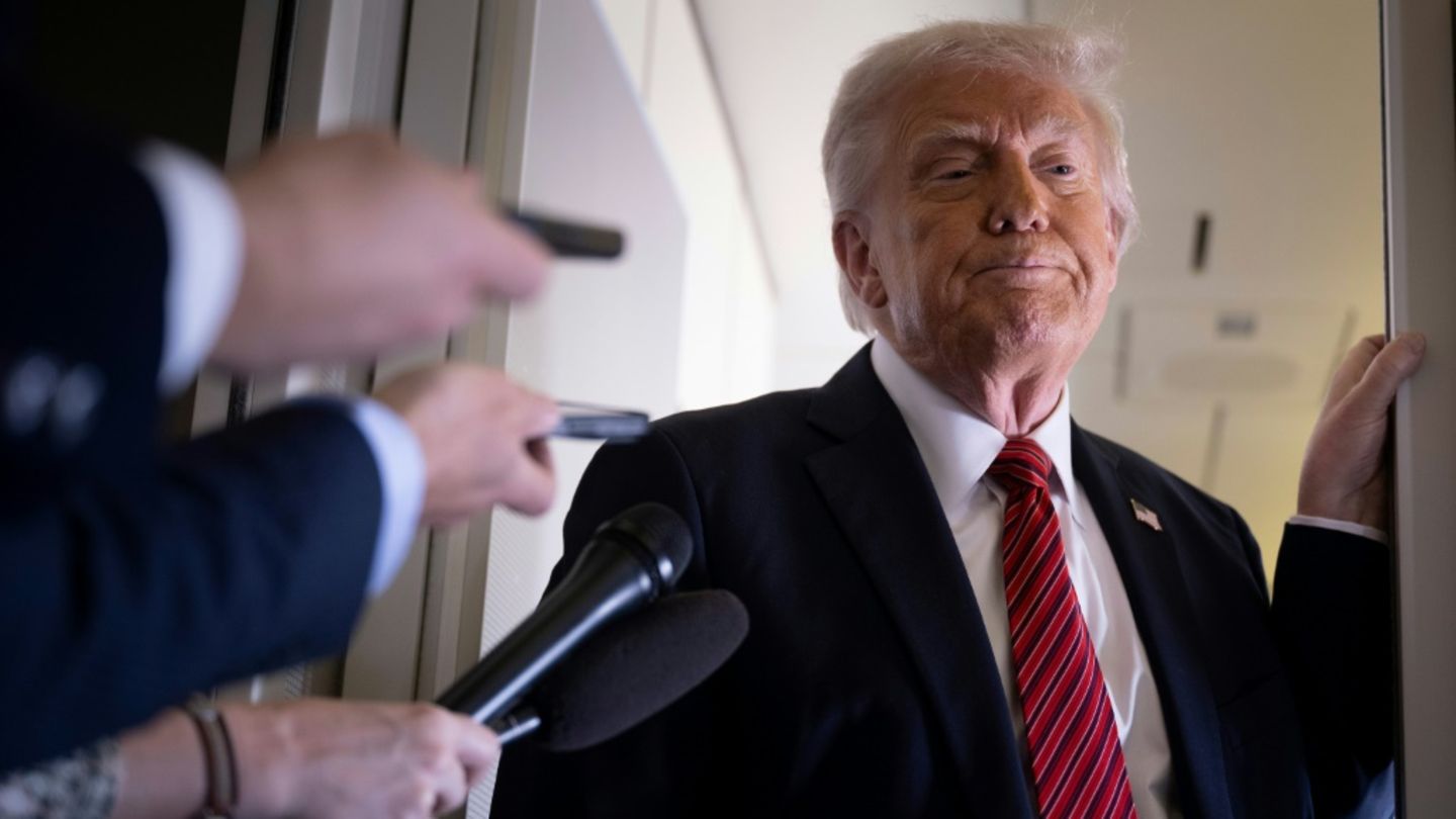 Trump am Mittwoch an Bord der Air Force One