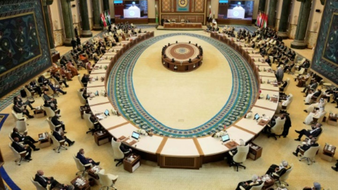 In großer Runde