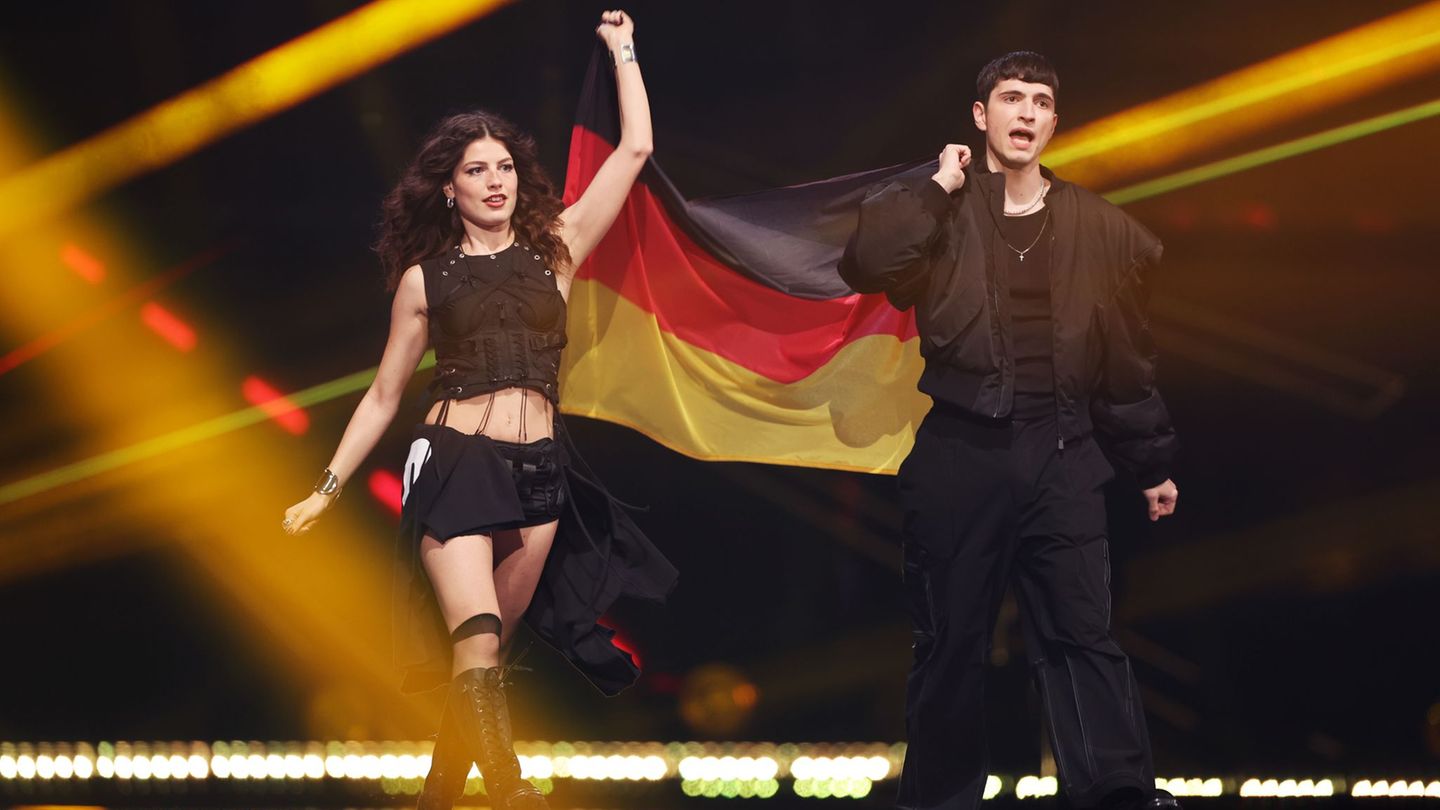 Music: Demos and Dion: ESC final in Basel has started