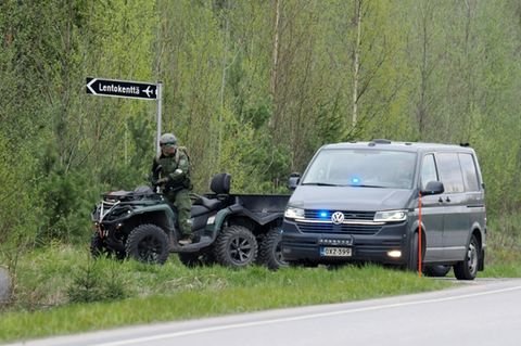 Polizei nahe der Absturzstelle