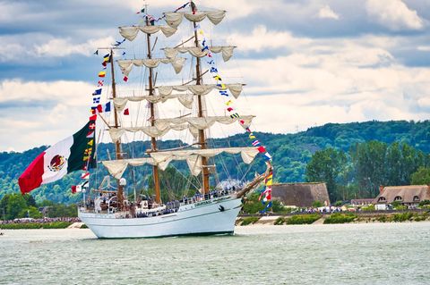 Die "Cuauhtémoc" in Rouen