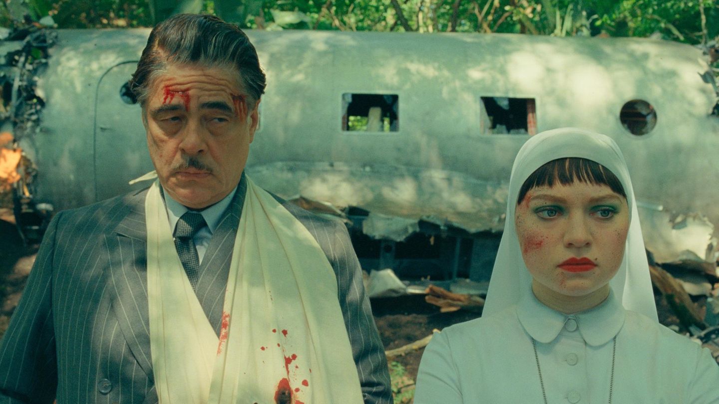 Kate Winslets Tochter Mia Threapleton und Benicio Del Toro Filmszene mit Kate Winslets Tochter Mia Threapleton und Benicio Del Toro